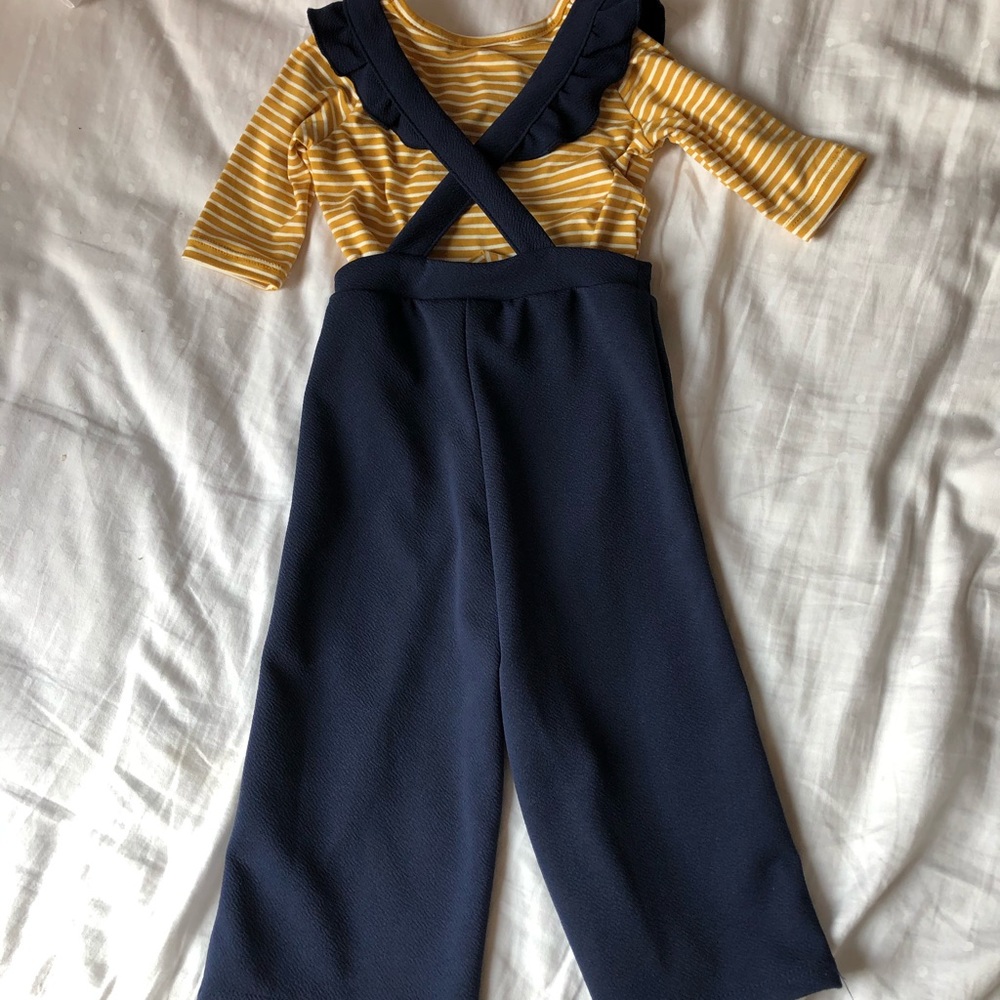 NEW Ruffle Jumpsuit Romper Set - Picture 2 of 5